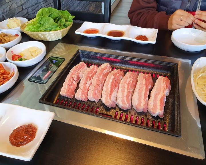 Jung Garten BBQ